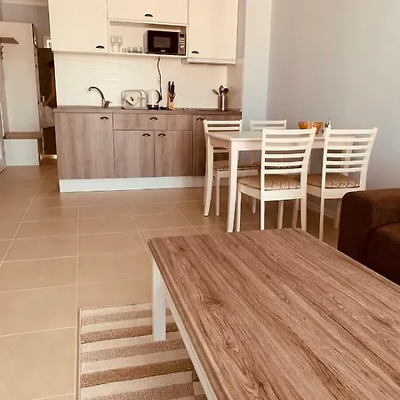 Green Life Beach 4 * Sozopol