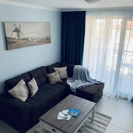 Green Life Beach 4 Apartment *